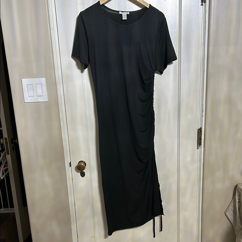 Black Ruched Midi Dress with Crew Neck
